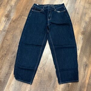 American Eagle barrel Jean